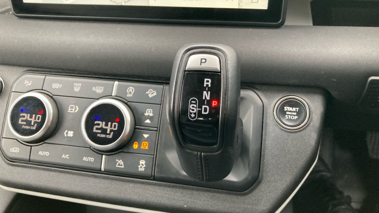 Land Rover Defender 3.0 D250 XS Edition 110 5dr Auto Diesel Estate